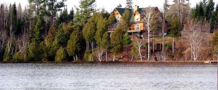 Cedar Brook Landing River Lodge - New Brunswick
