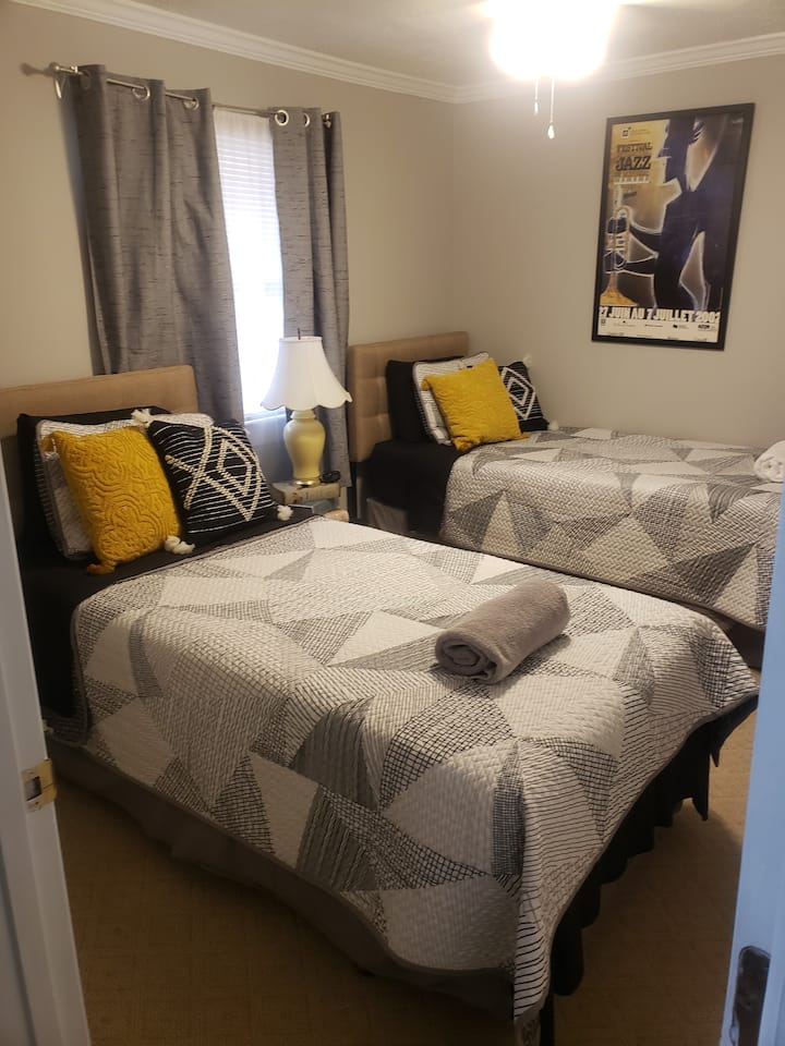 Cozy Jazz Br W/private Ba.2twin Beds - Mooresville, NC