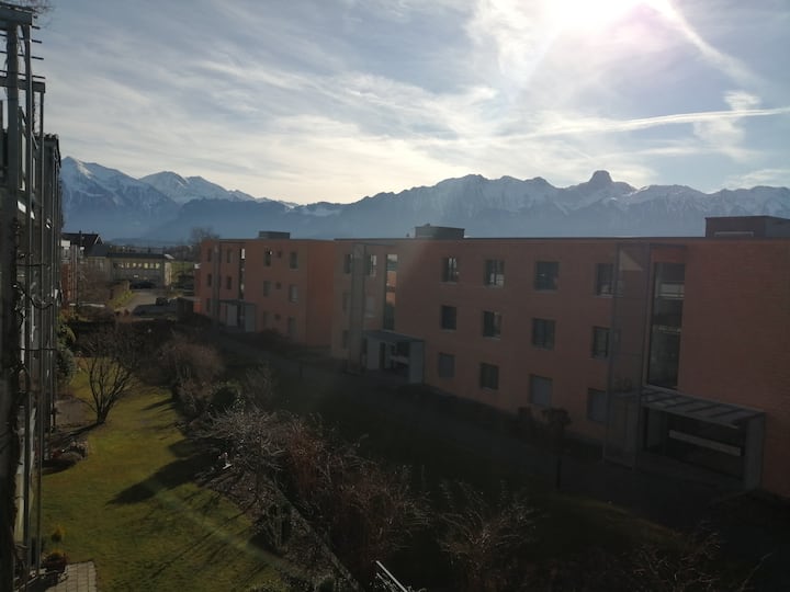 Lovely Guestroom With Balcony, View Of Mountains - Thun