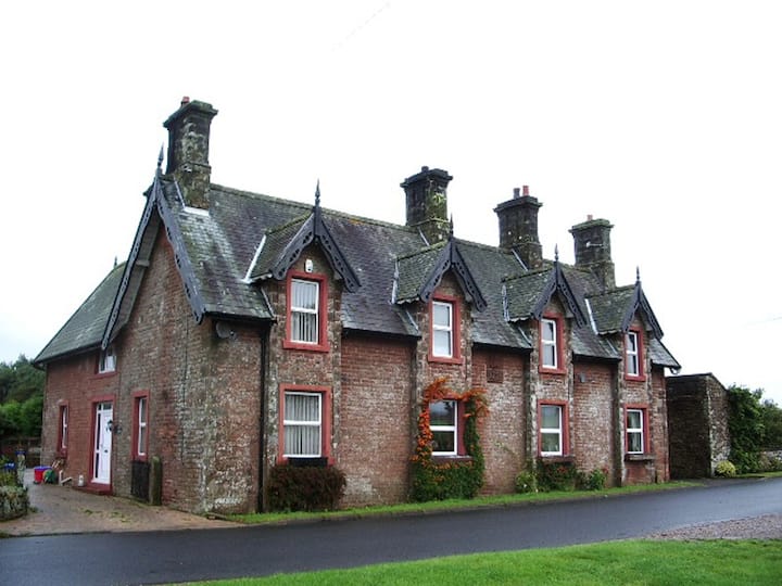 Victorian Cottage, Open Views,  On Edge Of Village - Silloth