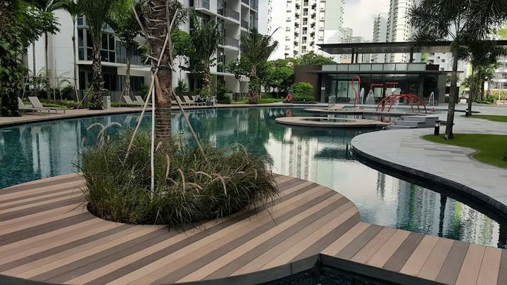 2 Bedroom Condo, High Floor - Singapour