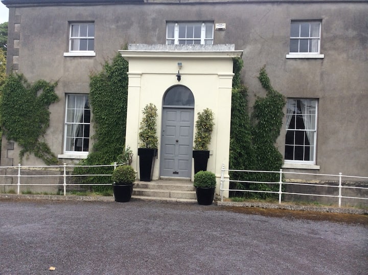Comfortable Georgian House In A Unique Setting. - Skerries