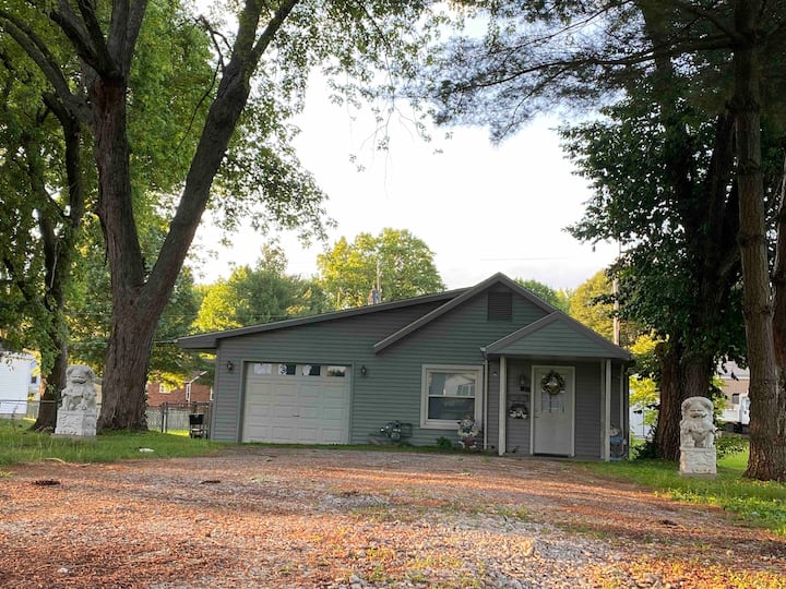 Beautiful 3 Bedroom House In Springfield Il - Chatham, IL
