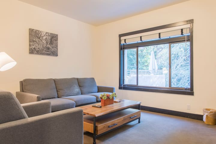 2 Bdrm Apt., 1 Block From Downtown - スティンソン・ビーチ, CA
