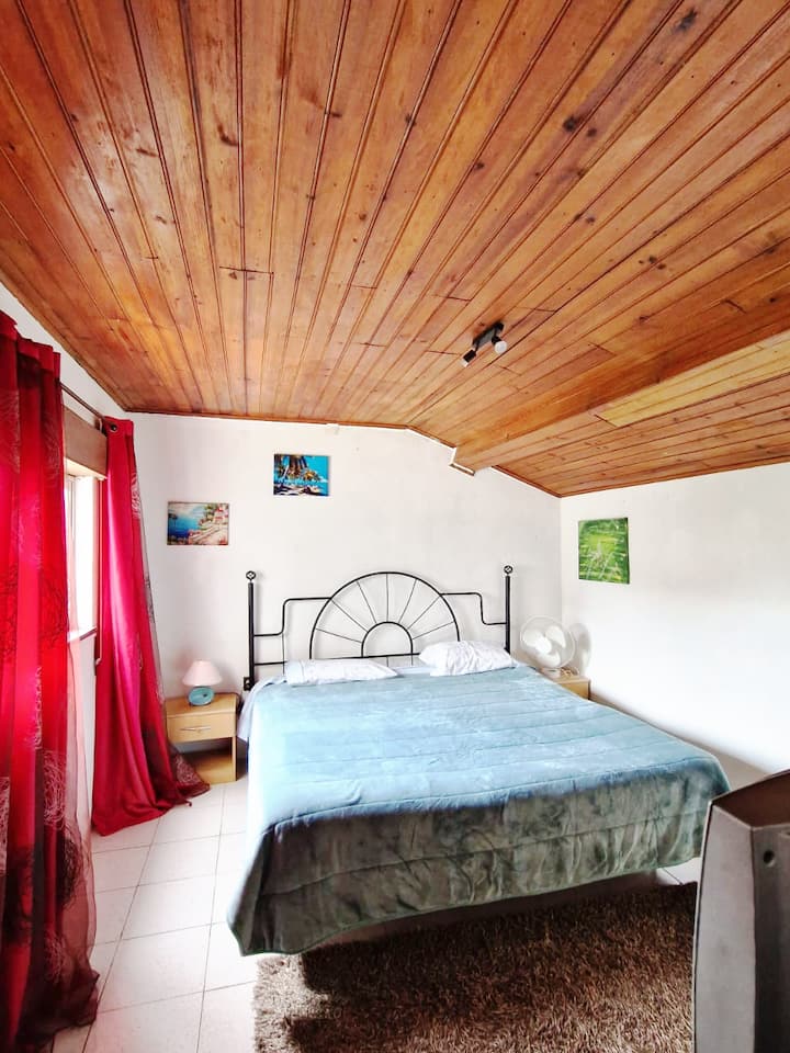Room With King Size Bed In Cortes, Leiria - Leiria