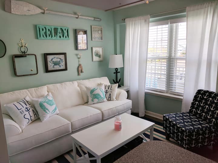 Newly Remodeled Bright, Beachy Condo! - Wildwood Crest, NJ