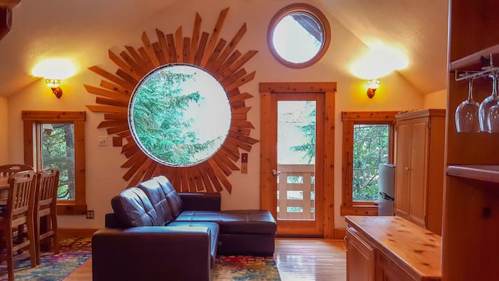 Tranquil Girdwood Getaway (2 Guests)-late Checkout - Anchorage, AK