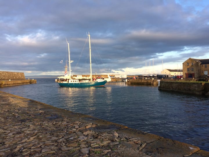 Cosy Apartment On The Quayside - Lossiemouth - Moray