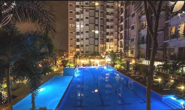 Luxury 2 Br Brand New Top Floor In Matina Enclaves - Davao City