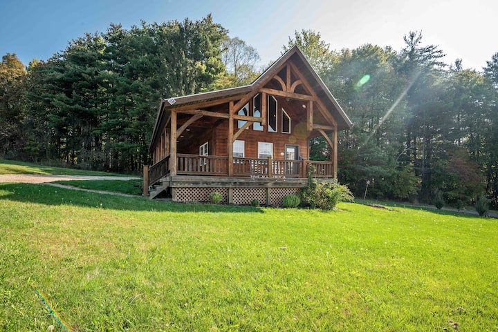Serene Cabin Nestled In An Orchard With Lake View - Malvern, OH