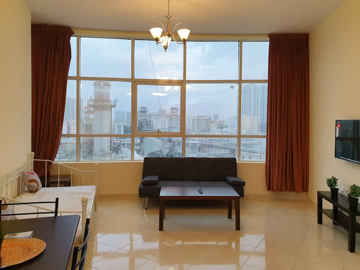 Homeyvillas | Brimming View, Fully Furnished, 1br. - عجمان