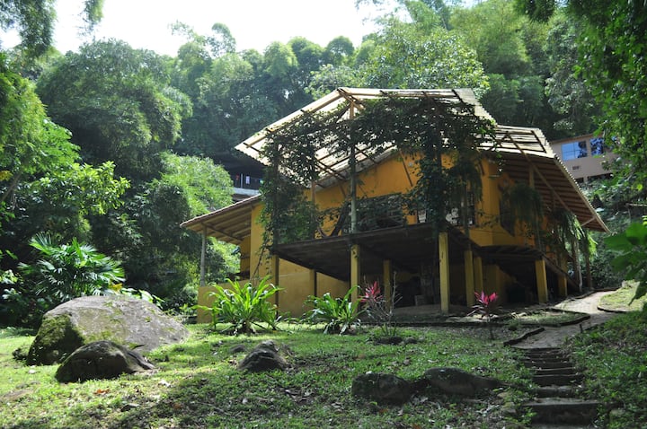 Bolívar Hostel Minca - Casa Maracuya - Minca