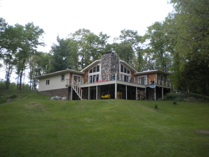 Lakefront Cottage-woods And Privacy - Howell, MI
