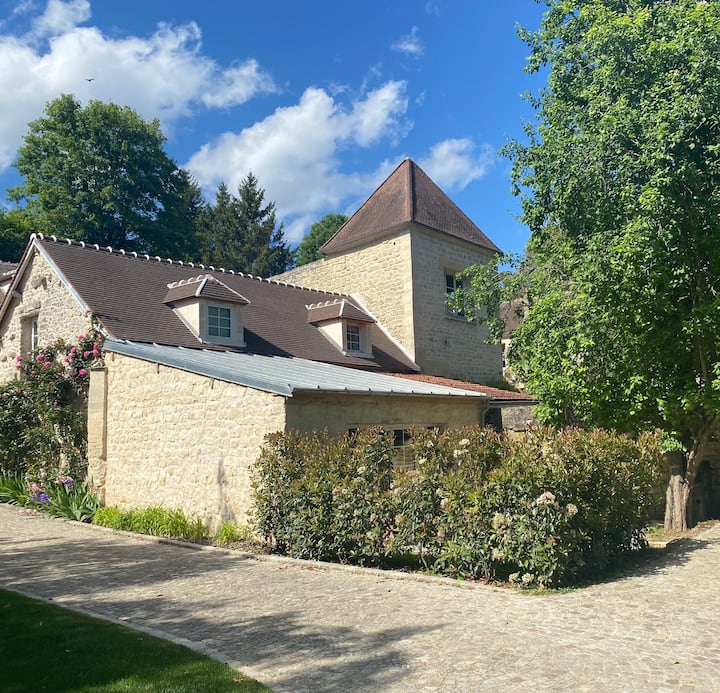 Cottage Chaleureux Avec Jardin - Oise