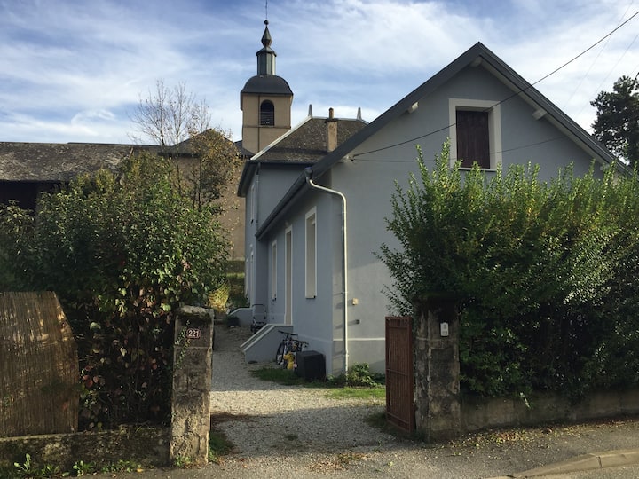 Chambres Dans Ancienne Maison De Village En Savoie - Montmélian