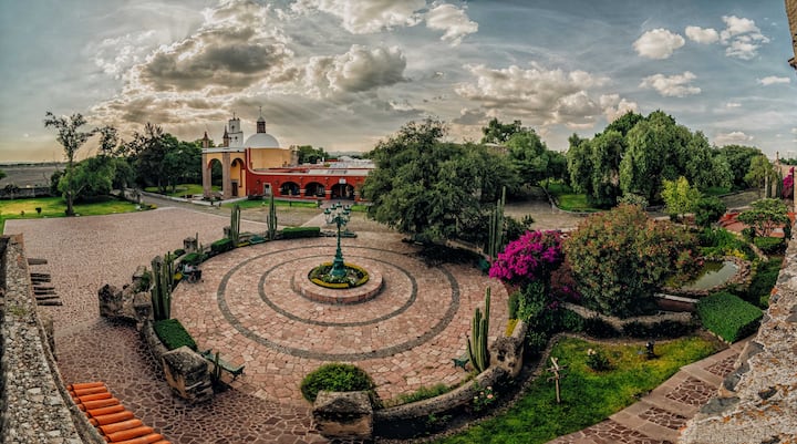 Cuarto Privado En Hermosa Hacienda Castillo H5 - Querétaro