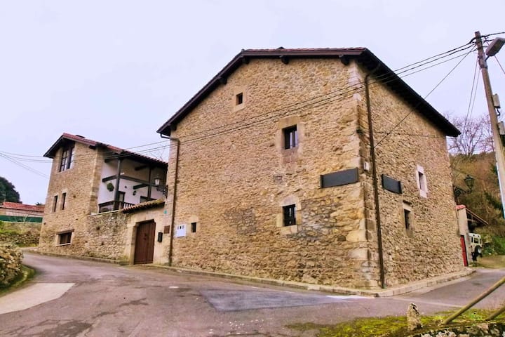 Casa Rural "La Posada De Abanillas" (10 - 22 Pers) - San Vicente de la Barquera