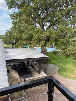 Lake Bridgeport, Bridgeport airbnb, hotels and vacation rentals