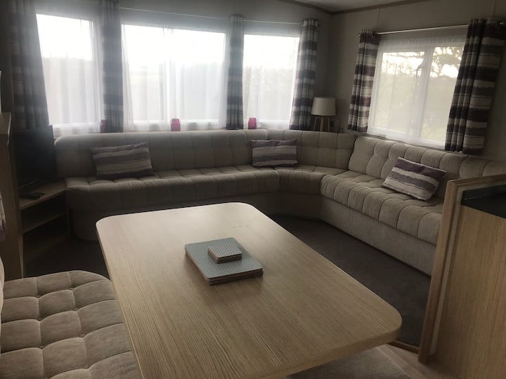 Chacewater View 3 Bed Caravan For Adults Only(18+) - St Agnes