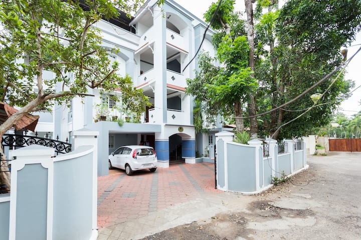 Modern Apartment In Quiet Neighborhood - Kottayam