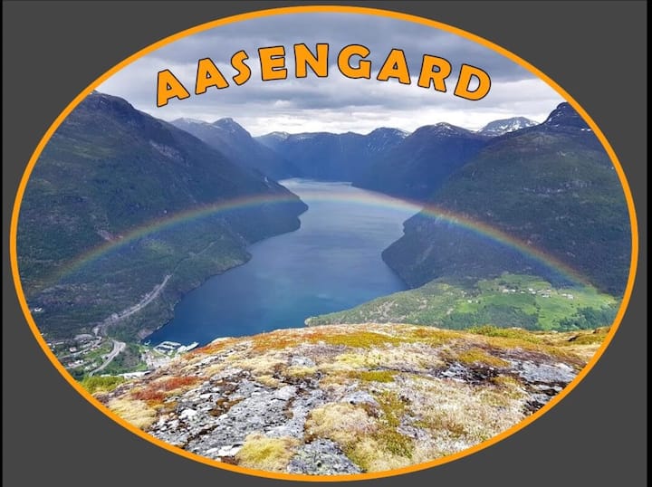 Aasengard              The Farm On The Hill - Geirangerfjord