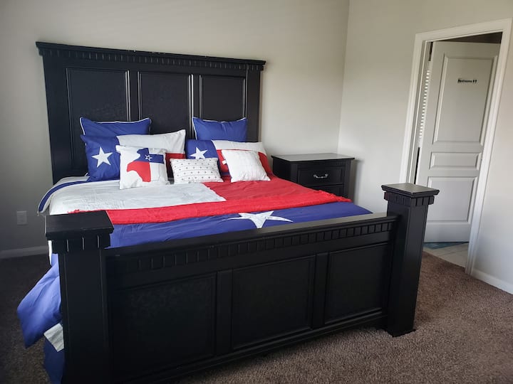 Spacious And Elegant 4-bedroom; Near Sea World - Dove Creek – San Antonio