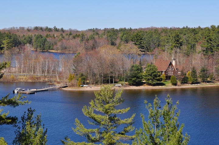 Executive Sandy Beach Cottage With Water Views - Parry Sound