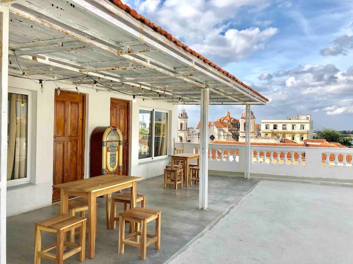 Old Havana+cuban Style Place+roof Top+wifi - キューバ