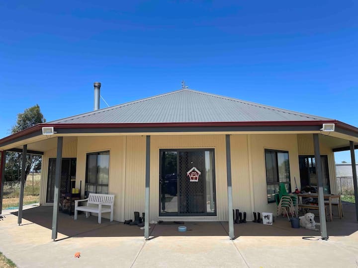3 Bedroom Farm House With 2 Toilet - Murray River
