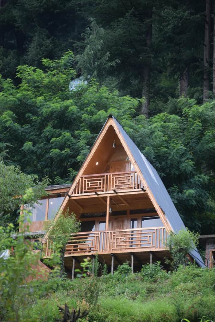 A Frame Serenity Wooden Cottage Jibhi - Jibhi