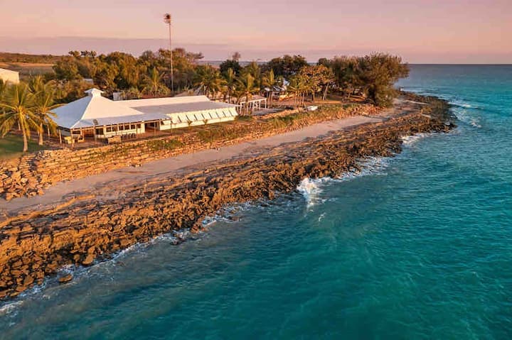 Private Ocean Room, 2guests, Pearl Divers Quarters - Broome