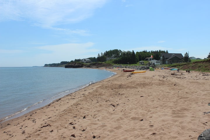 N.shore Mysyni Cozy Cottage, Shared Beach - Pictou