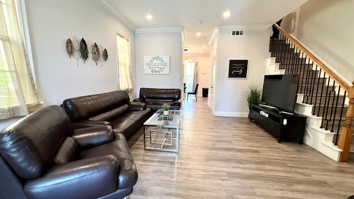 New 3br 2.5baths Upscale, Attached Garage, Close To Dtla And Universal Studio - エルモンテ, CA