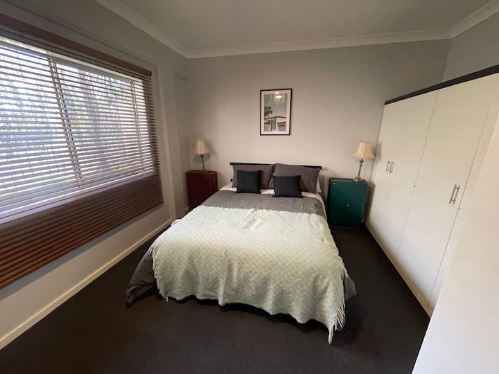 Two Bedroom - Courtyard - Wifi - Short Walk To Cbd - Broken Hill