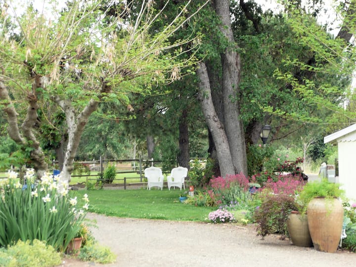 The Guesthouse At Finch Gardens - Kalifornien