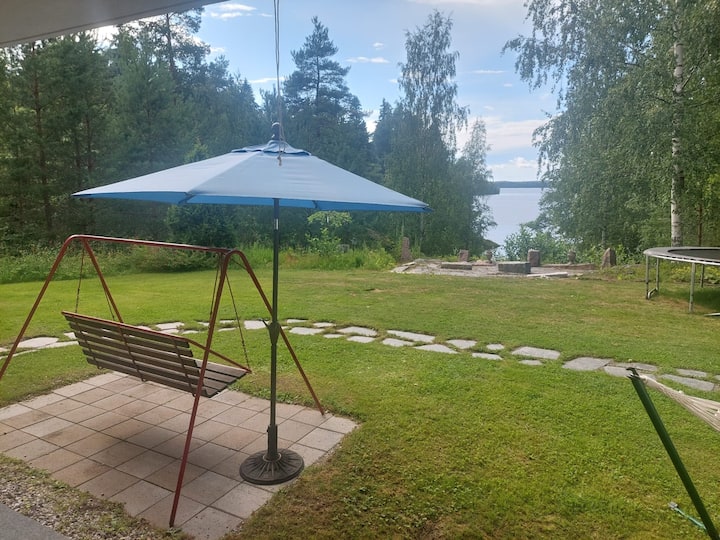 Lehtiniemen Villa, Talo Järven Rannalla - Nokia