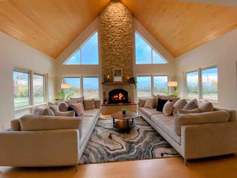 Dawson Lake, Le Roy airbnb, hotels and vacation rentals