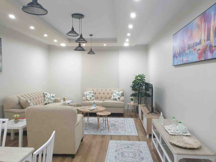 Special 1-bedroom + Dining +Living Room + Kitchen - Medina (Szaúd-Arábia)