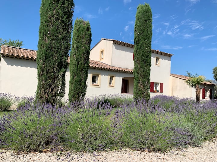 Villa Avec Piscine Au Calme Proche Aix En Provence - 普爾里埃