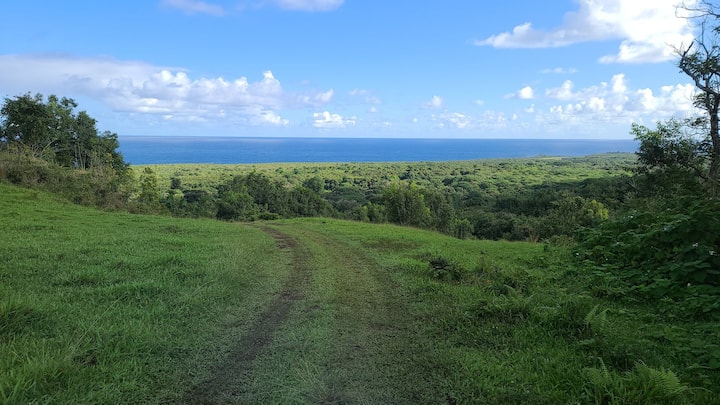 Camping In Hana With An Ocean View - Hāna, HI
