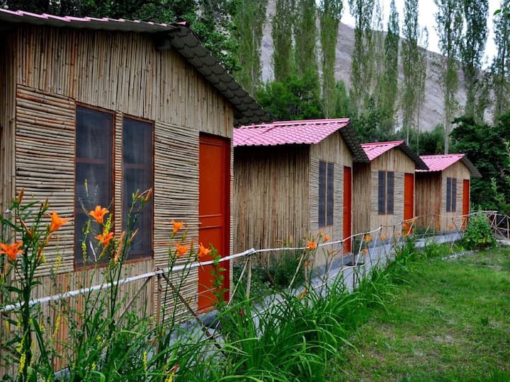 Tih Silk Route Cottages - Nubra - Nubra Valley