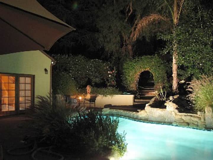 Beautiful Guesthouse With Pool/jacuzzi In Mountain - Topanga, CA