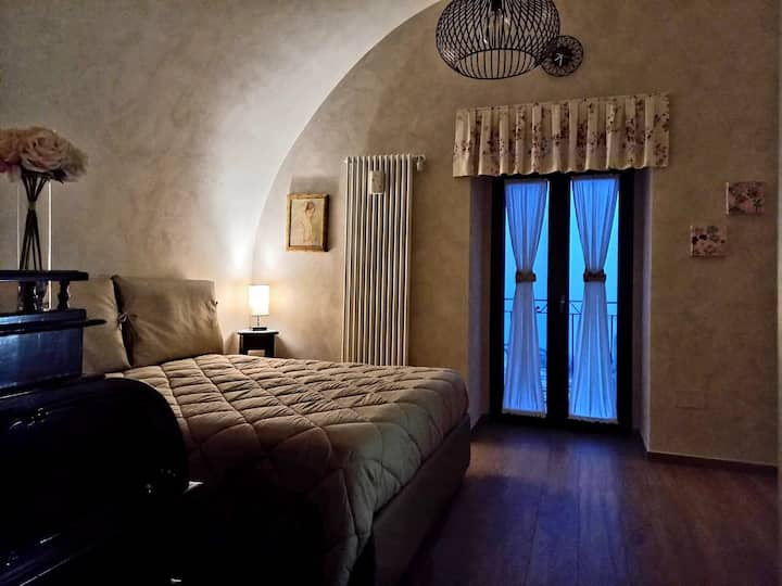 "La Montèbella Bed-room" - Monte Sant'Angelo