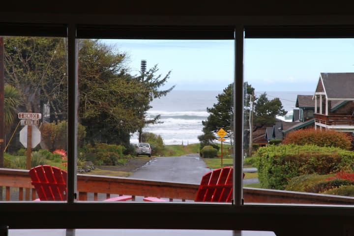 Modern Beach House With Ocean View - Arch Cape, OR