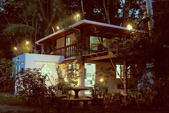 Adorable Surfer´s Beach House - Costa Rica