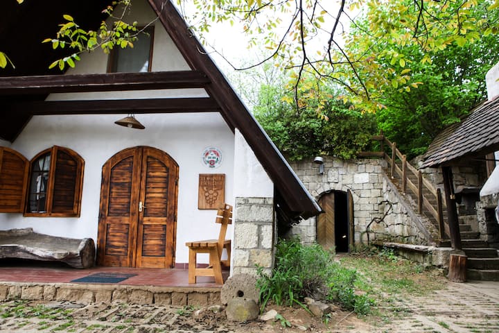 Myrtus Winery And Guesthouse - Tokaj