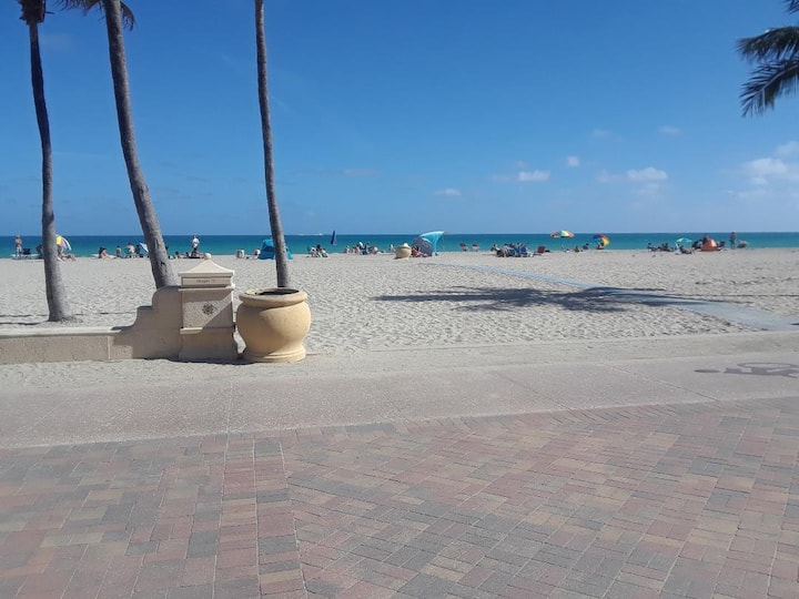 Revere # 3,  Relaxing Beachy Getaway - Dania Beach, FL