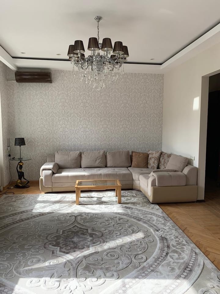 Центр, 2-х комнатная светлая квартира - Azerbaïdjan