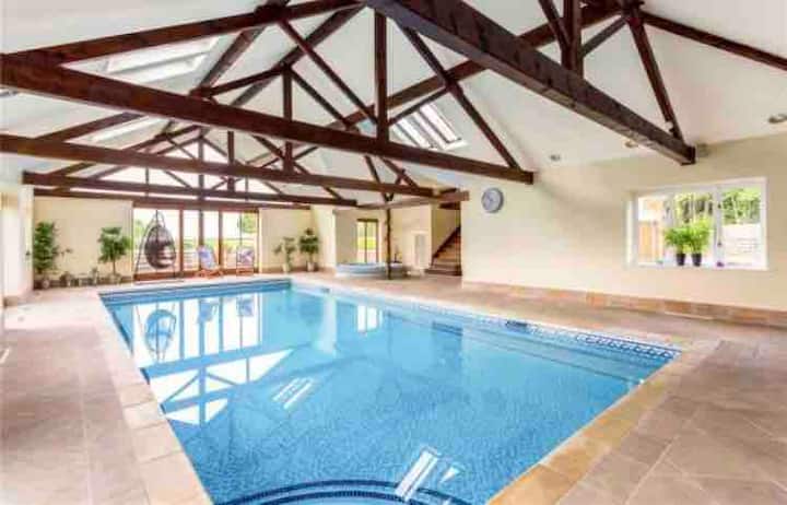 Country Manor House With Indoor Pool & Jacuzzi - Draycote Water