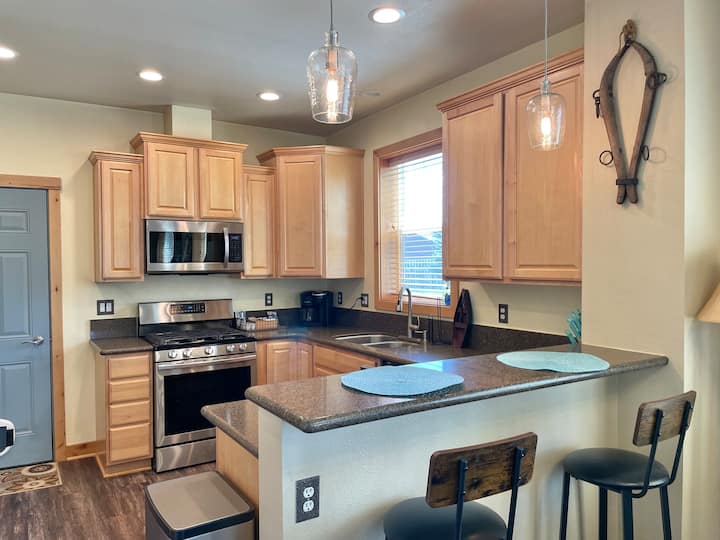 Madison River Townhome In Ennis, Mt. - Ennis, MT
